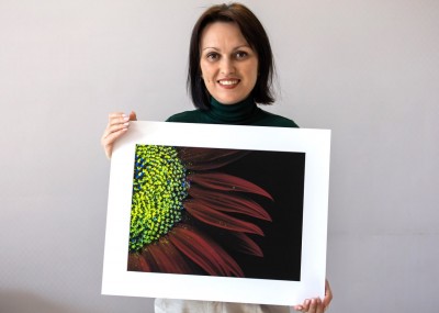 My artwork with sunflowers for the RHS Botanical Art & Photography Show, Saatchi Gallery, London. Photo by Liubov Kartashova. #4