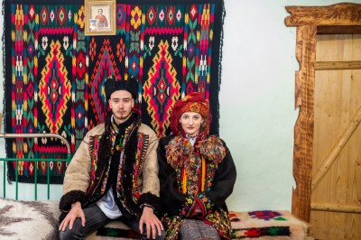 Courtship for Hutsul. Image #9