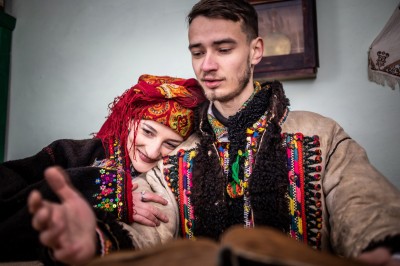 Courtship for Hutsul. Image #15