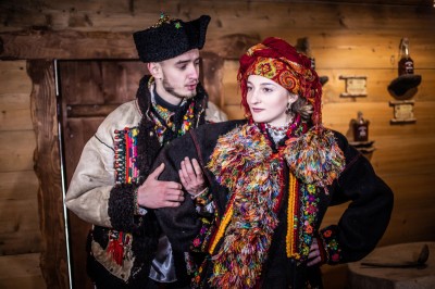 Courtship for Hutsul. Image #24