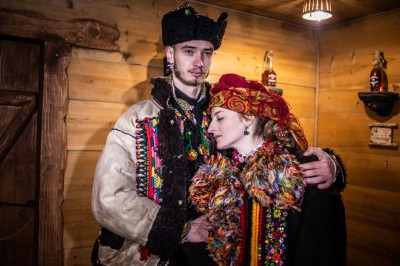 Courtship for Hutsul. Image #26