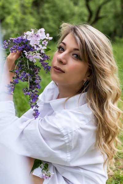 Julia. Image #6