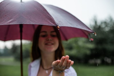 In the rain, Diana. Image #5
