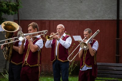 "Golden Trumpets" Orchestra and "Cheerleaders". Image #7