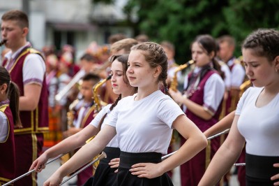 "Golden Trumpets" Orchestra and "Cheerleaders". Image #9