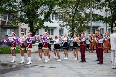 "Golden Trumpets" Orchestra and "Cheerleaders". Image #19