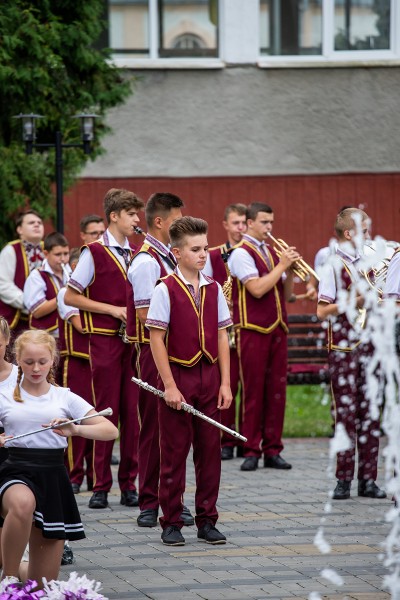 "Golden Trumpets" Orchestra and "Cheerleaders". Image #26