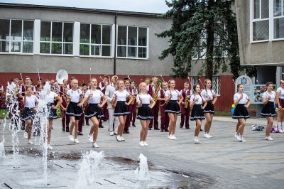 "Golden Trumpets" Orchestra and "Cheerleaders". Image #37