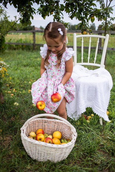 Apple season. Image #6
