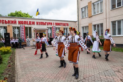 Ukraine's record - the largest embroidered towel (2021). Image #3