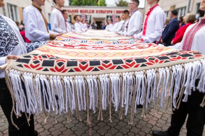 Ukraine's record - the largest embroidered towel (2021). Image #7